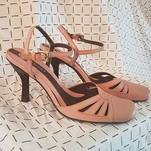 Nine West Pink Pumps w/ Satin Silver Buckle Sz 6.5
